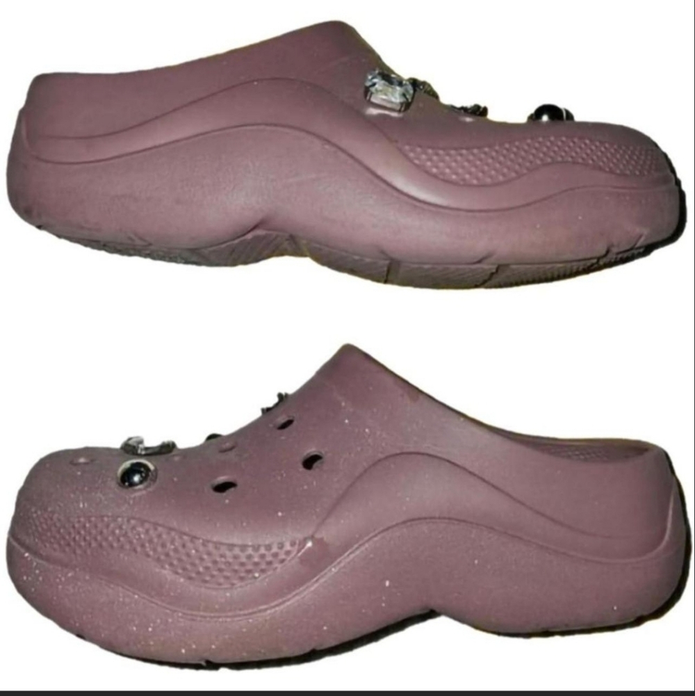 Steve Madden SCUFF Rubber Clogs With Gems, Size 8